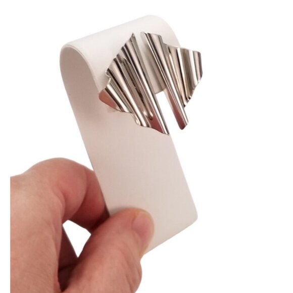 Givenchy Silver-Tone Geometrical Ribbed Wrinkled Triangular Clip-On Earrings L56 - Picture 3 of 11